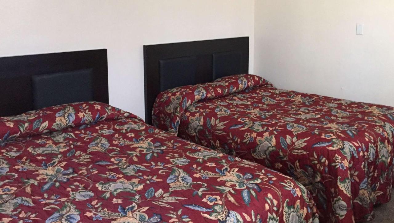 Country Place Inn And Suites White Haven Kültér fotó