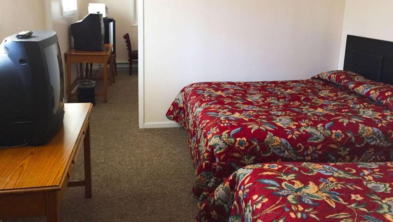 Country Place Inn And Suites White Haven Kültér fotó