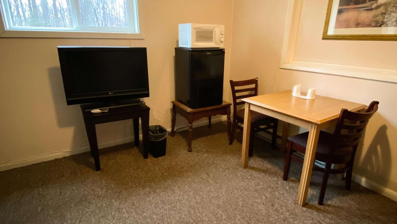 Country Place Inn And Suites White Haven Kültér fotó