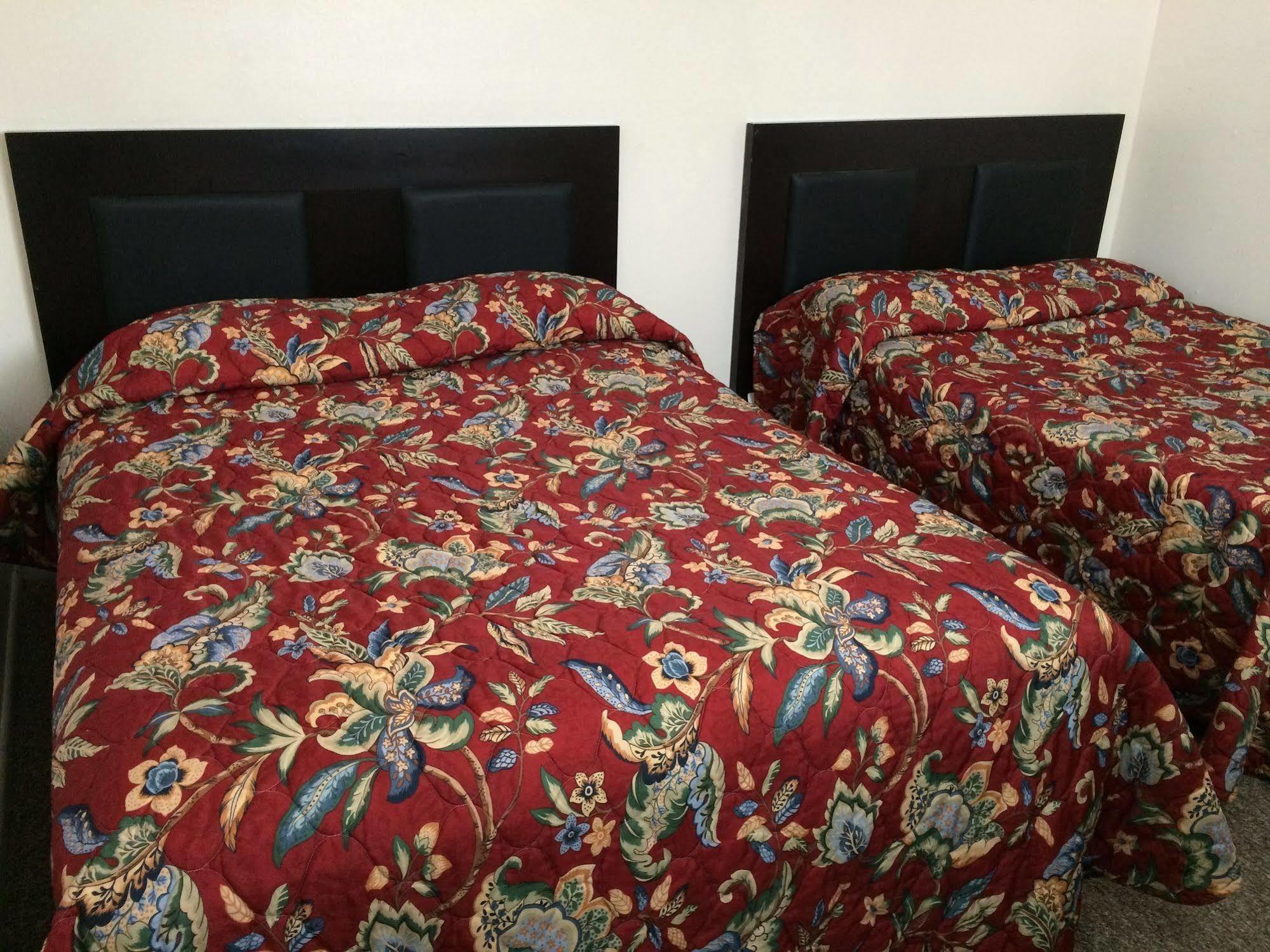 Country Place Inn And Suites White Haven Kültér fotó