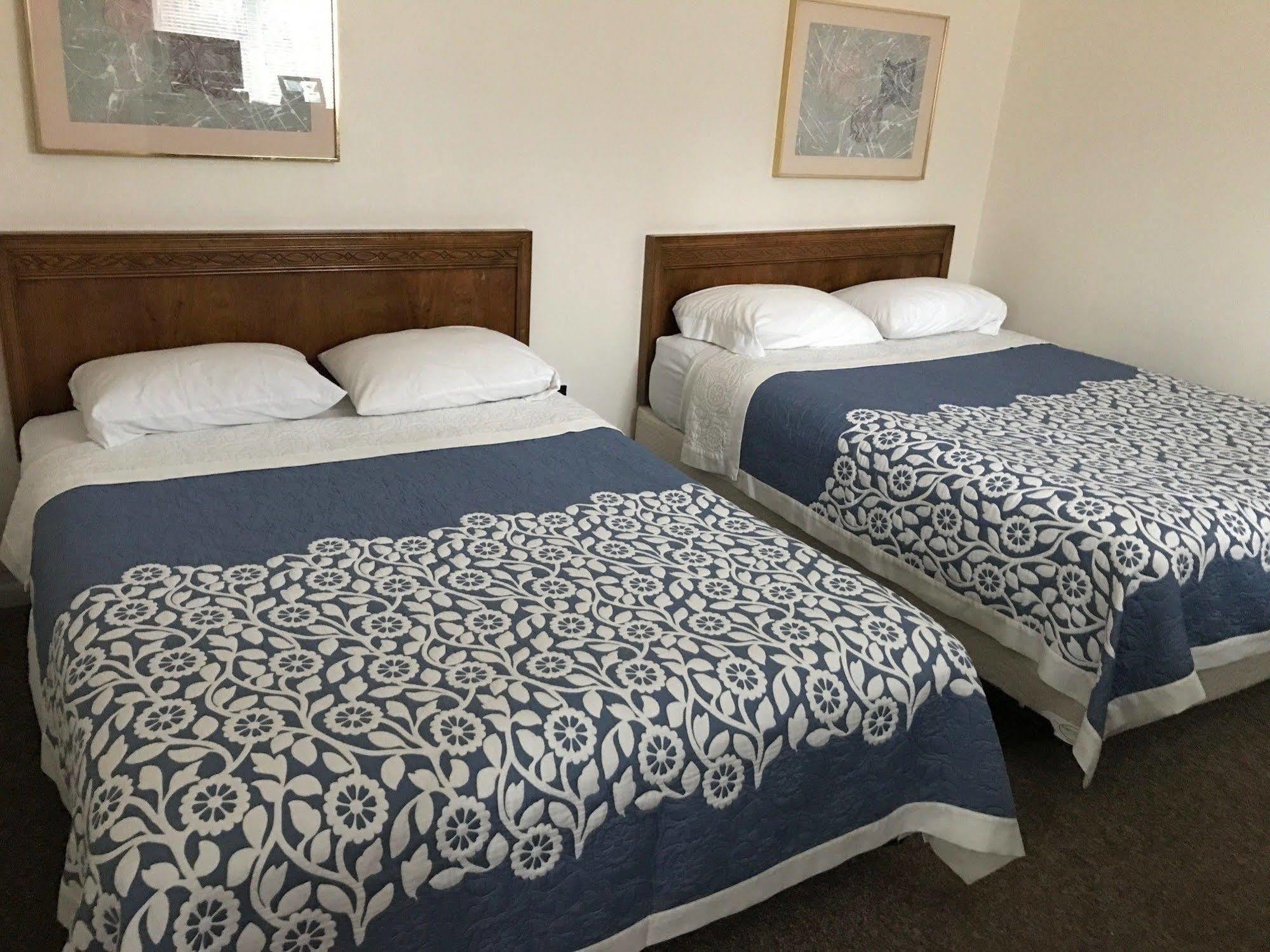 Country Place Inn And Suites White Haven Kültér fotó